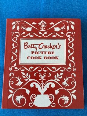Betty Crocker’s Picture Cook Book Vintage